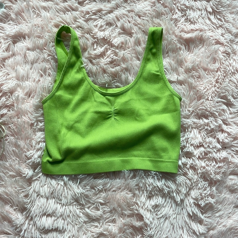 Pacsun women’s lime green crop tank- M💚🍋🟩
